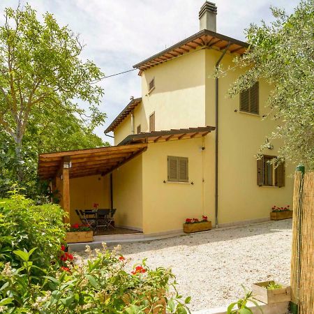 Casa Vacanze San Vittorino Gubbio Buitenkant foto