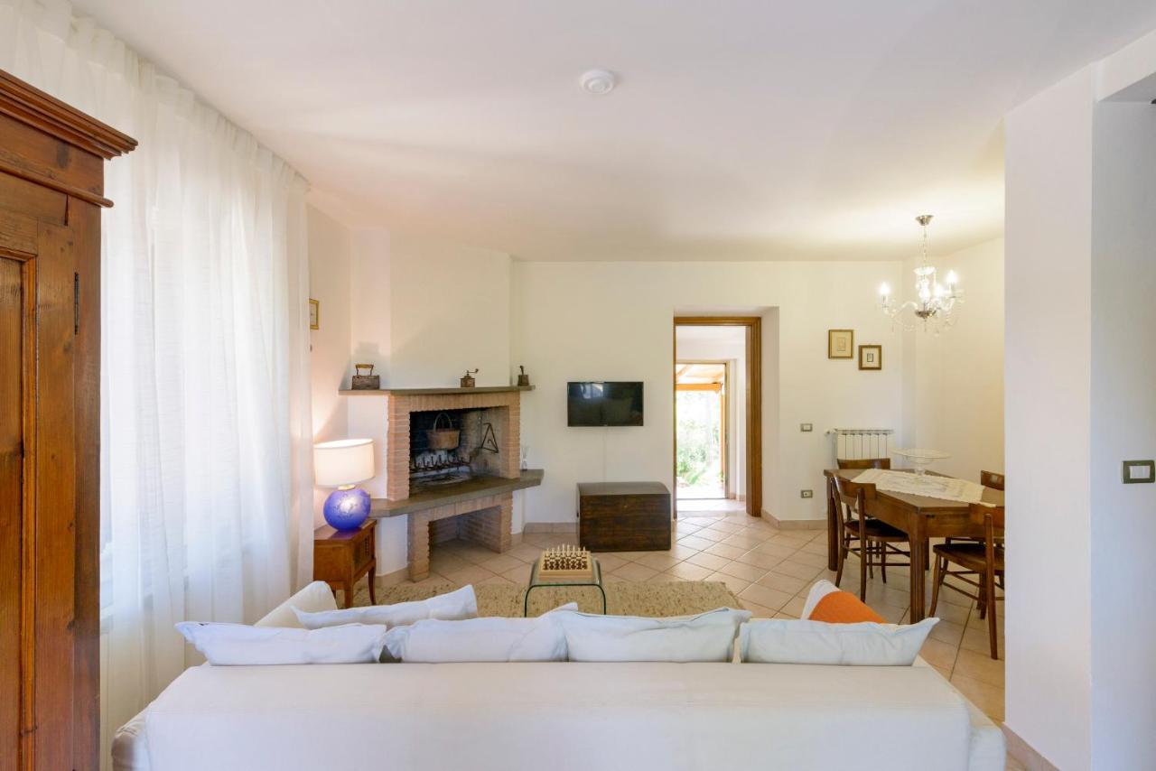 Casa Vacanze San Vittorino Gubbio Buitenkant foto