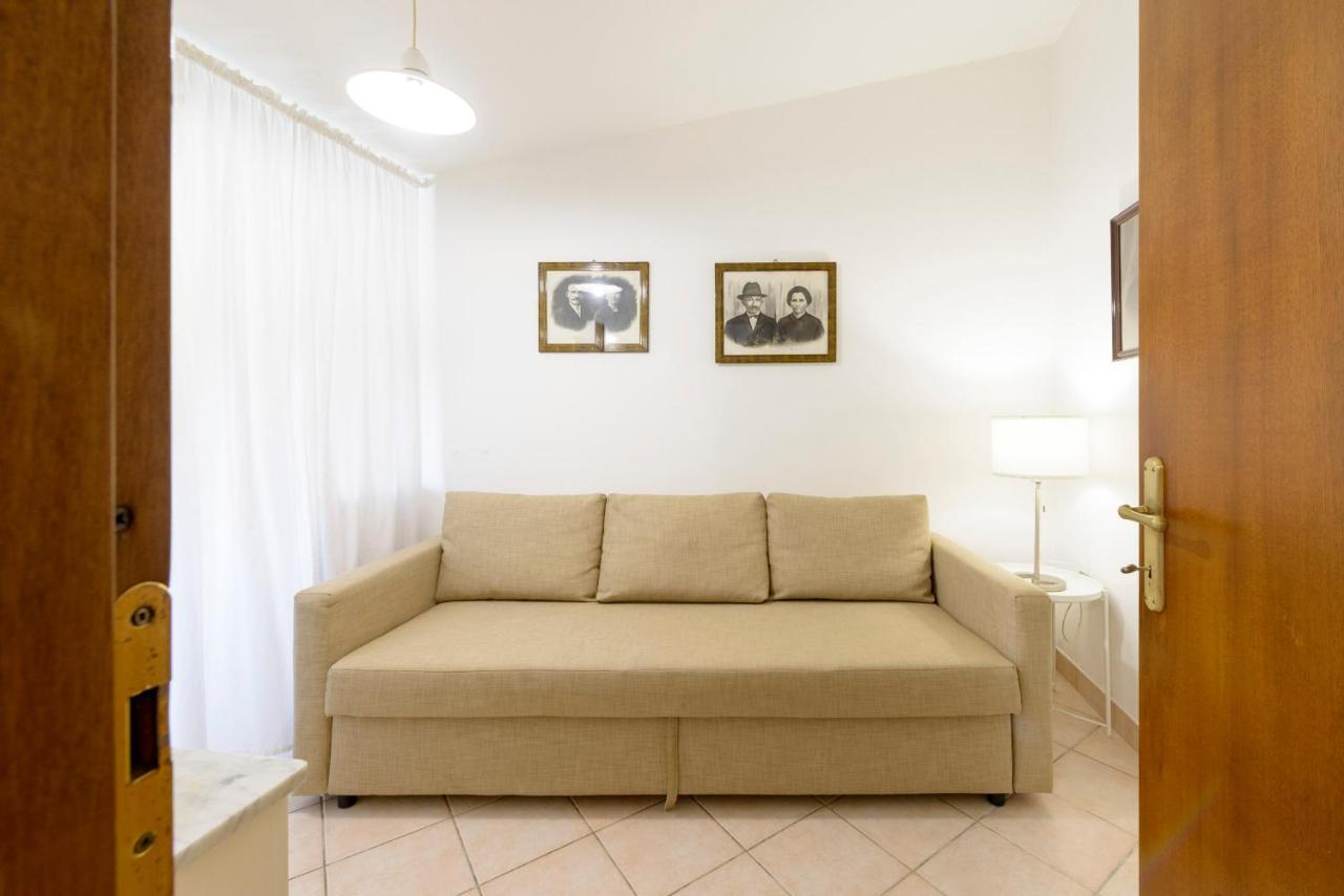 Casa Vacanze San Vittorino Gubbio Buitenkant foto