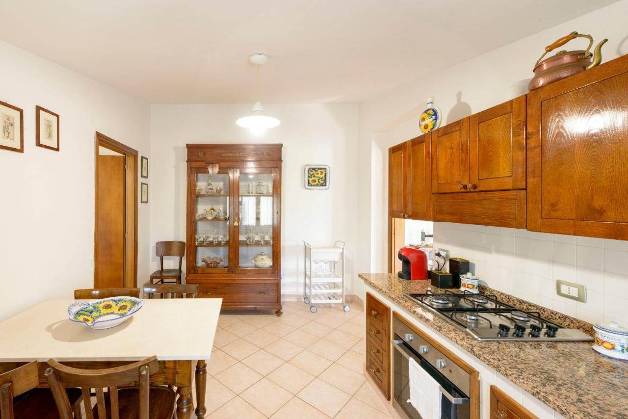 Casa Vacanze San Vittorino Gubbio Buitenkant foto