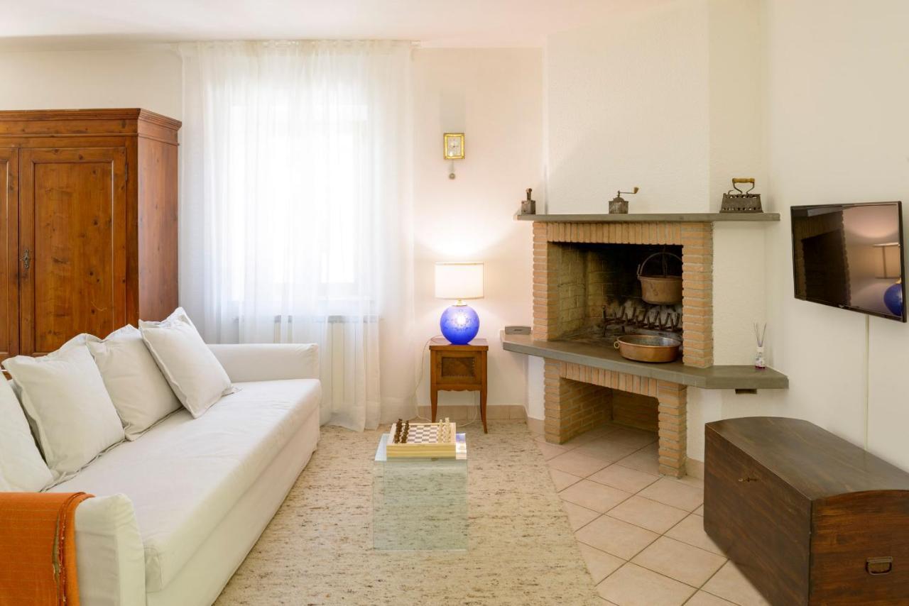 Casa Vacanze San Vittorino Gubbio Buitenkant foto