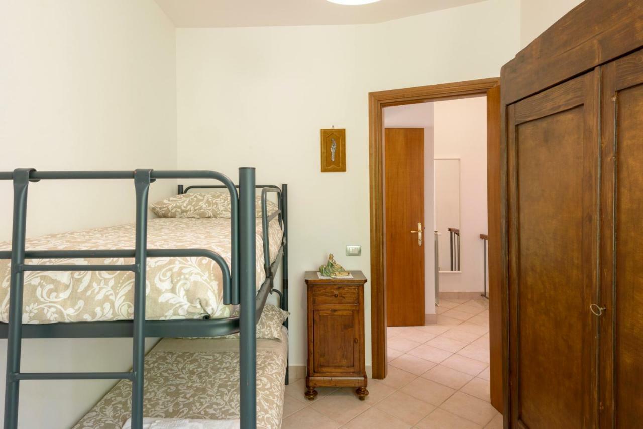 Casa Vacanze San Vittorino Gubbio Buitenkant foto